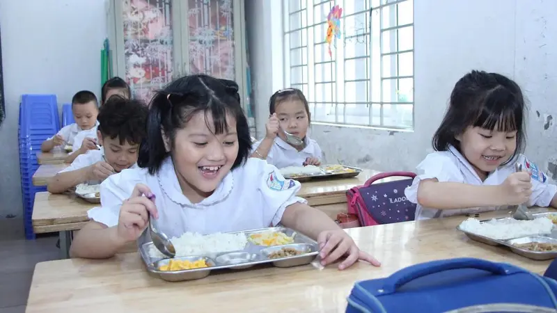 Đề xuất miễn thuế thu nhập doanh nghiệp cho đơn vị cung cấp suất ăn trường học nhằm nâng cao chất lượng bữa ăn học đường