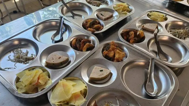 Hanoi Strengthens Management of School Boarding Meals, Mandating Strict Food Safety Control